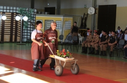 Aciu participa do Desfile de Profissões da Apae