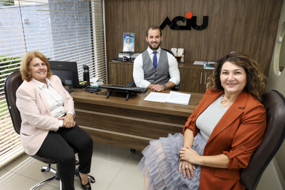 Carla Frasquette registra chapa para concorrer à presidência da Aciu