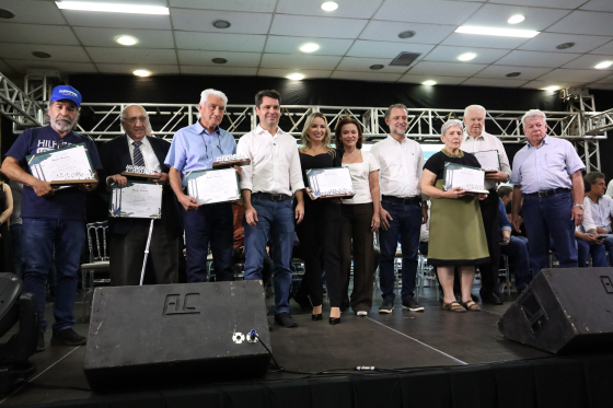 Presidente do Conselho da Mulher recebe menção honrosa da Alep