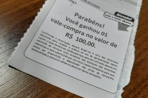 Seladinhas premiadas podem ser trocadas por vales-compra até dia 28/02