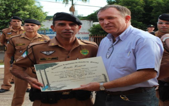 Homenagem Ã  PolÃ­cia Militar