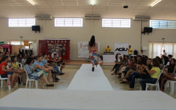 1º Fashion Day - Umuarama Mostra Moda