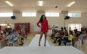 1º Fashion Day - Umuarama Mostra Moda