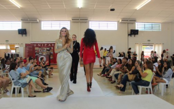 1º Fashion Day - Umuarama Mostra Moda