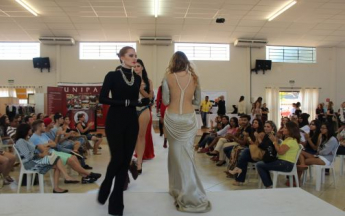 1º Fashion Day - Umuarama Mostra Moda