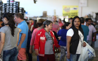 FEIRA PONTA DE ESTOQUE 2018