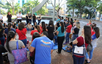 PALESTRA - Como os clientes pensam e consomem hoje em dia?