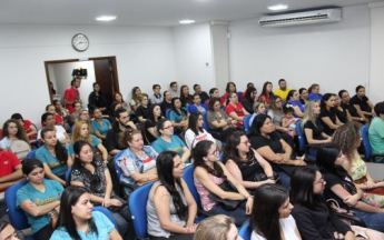 PALESTRA - "Fatores que influenciam o atendimento"