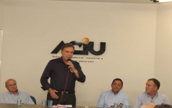 Alvaro Dias visita a Aciu