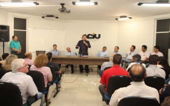 Alvaro Dias visita a Aciu