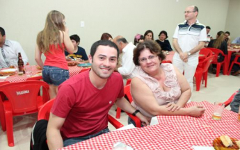 Churrasco de Confraternização Feira Ponta de Estoque