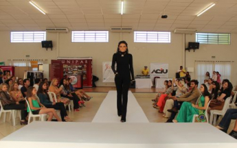 1º Fashion Day - Umuarama Mostra Moda