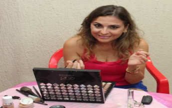 Curso de Automaquiagem Mary Kay