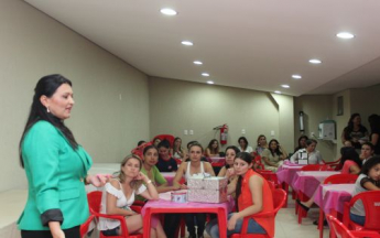 Curso de Automaquiagem Mary Kay