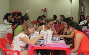 Curso de Automaquiagem Mary Kay