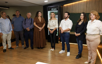 Aciu homenageia Regina Célia Rodrigues Lima e Arecídio Cassiano Junior com espaços nomeados na sede da entidade