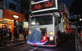 Chegada do Papai Noel - Natal Encantado Umuarama 2023