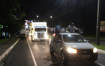 Desfile de caminhões de indústrias - Natal