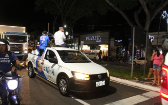 Desfile de caminhões de indústrias - Natal