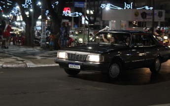 Desfile de carros antigos - Natal