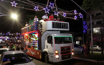 Desfile de chegada do Papai Noel