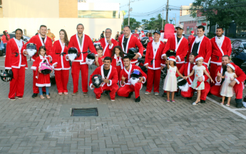 Desfile de Papais Noéis Motociclistas