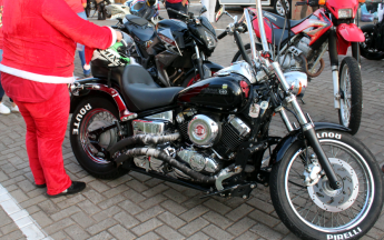 Desfile de Papais Noéis Motociclistas