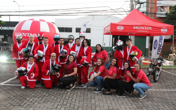 Desfile Papais Noéis Motociclistas