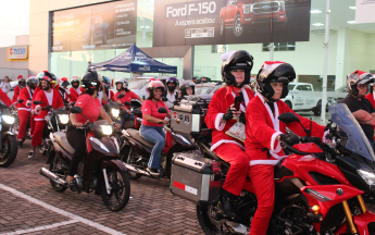 Desfile Papais Noéis Motociclistas