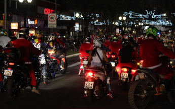 Desfile Papais Noéis Motociclistas