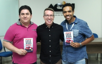 Lançamento do livro Salve sua Vida, com Marçal Siqueira