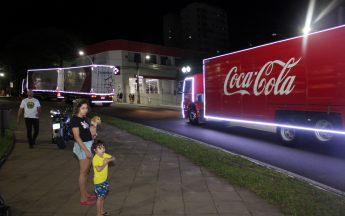 Natal de Luz - Desfile de Caminhões da Indústria