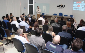 Palestra "Inovação: um desafio de todos", com André Turetta