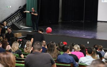 Palestra "Show de atendimentos e vendas" - Itamar Ribeiro