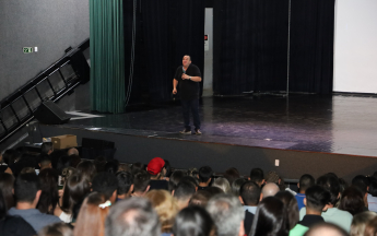 Palestra "Show de atendimentos e vendas" - Itamar Ribeiro