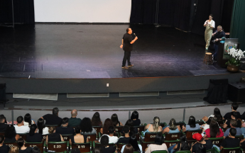 Palestra "Show de atendimentos e vendas" - Itamar Ribeiro