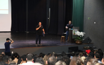 Palestra "Show de atendimentos e vendas" - Itamar Ribeiro