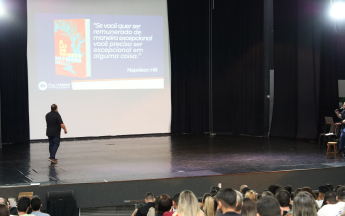 Palestra "Show de atendimentos e vendas" - Itamar Ribeiro